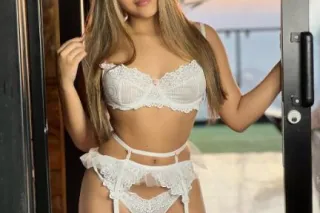 AVAILABLE 💦❤ AND READY 🍆AND HO... - Image 2