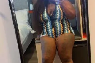 HHR 2 nuts special1⃣0⃣0⃣ incal... - Image 1