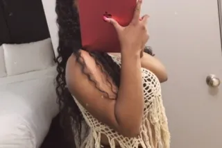 Late night snack 🥨 - 23 - Image 1