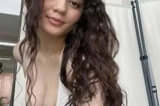 🔥💝Asian Sexy Queen Girl 💦💃Get ... - Image 1