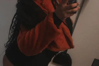 sexy brown skin baddie - 24 - Image 3